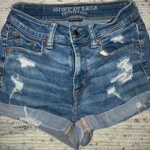 American Eagle Outfitters Hi-Rise Shortie shorts